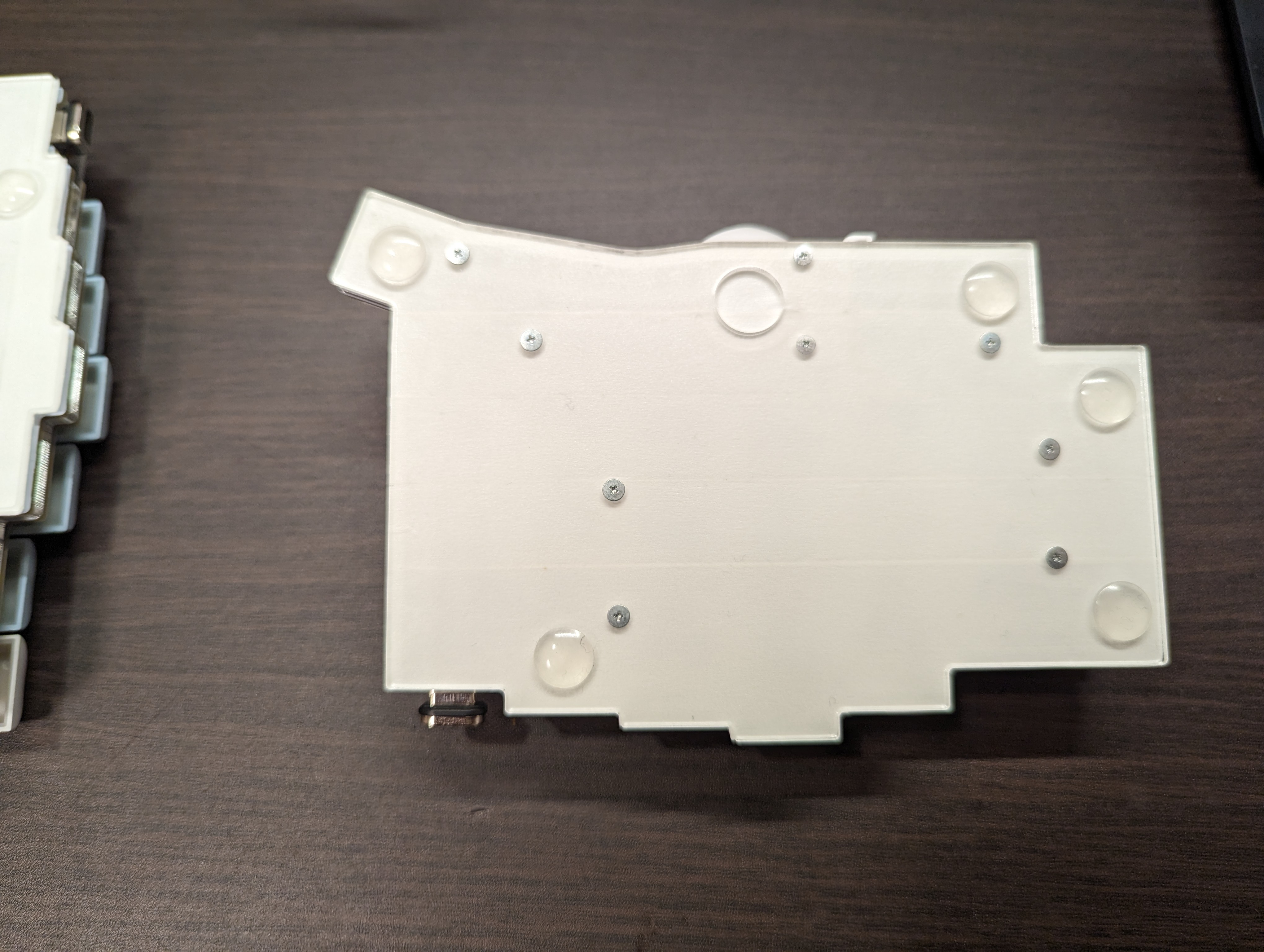 ボトムプレートにマステを貼った